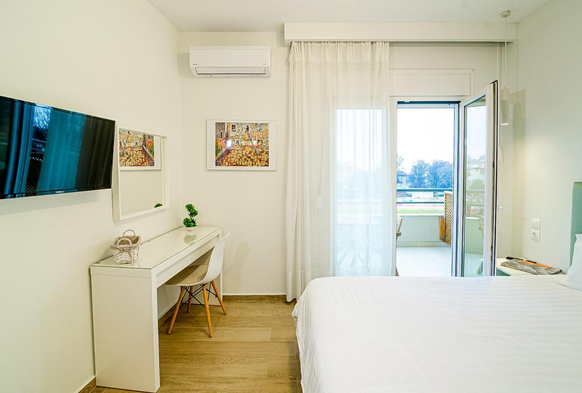 Eternal Suites Edessa Exteriör bild