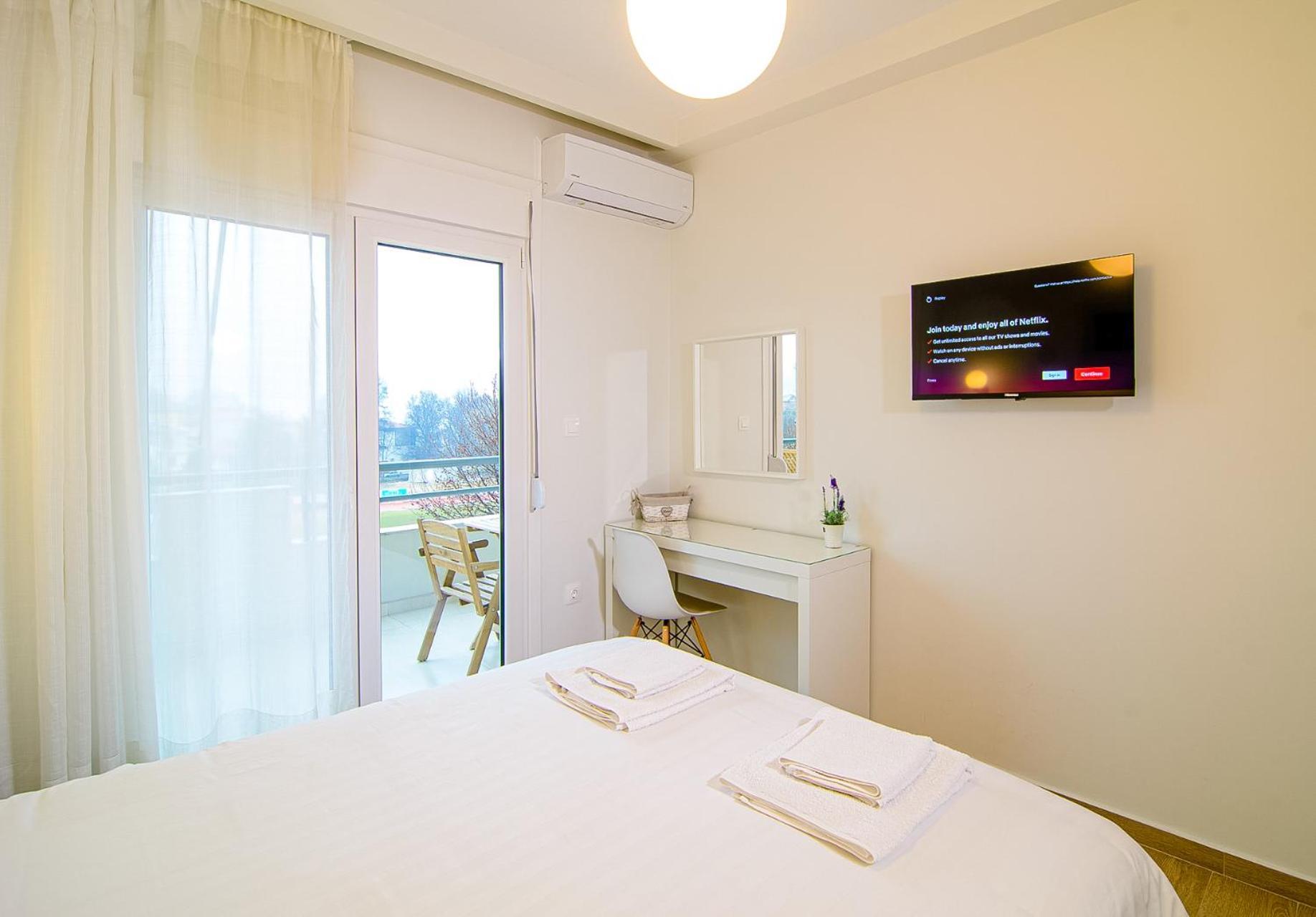 Eternal Suites Edessa Exteriör bild
